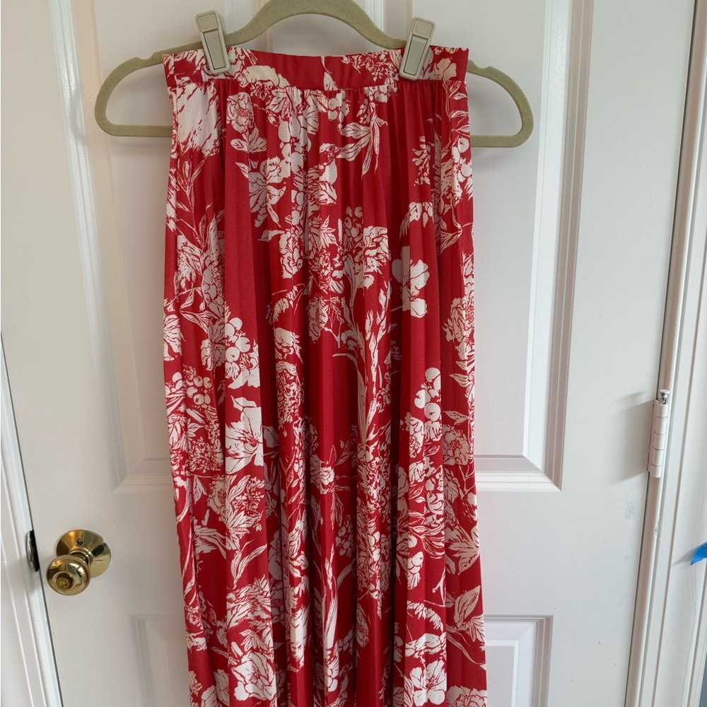 H&M Bright Pink/Red and White Pleated Floral Maxi Skirt